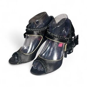 Betsey  johnson Black Satin heels 7.5M Open Toe Strappy Tie Formal Dressy Work